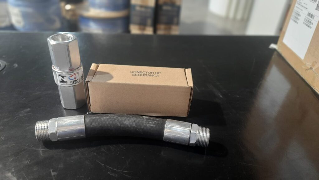 Válvula Breakway c/ Mangueira 3/4