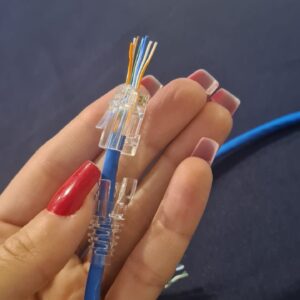 cabo-utp-cat-5e-305m-betacavi